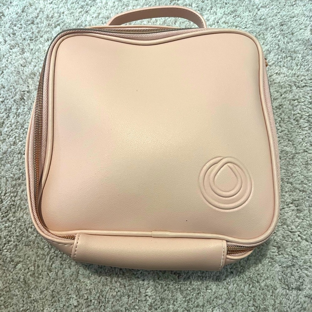 Monat pastel pink cosmetic travel bag